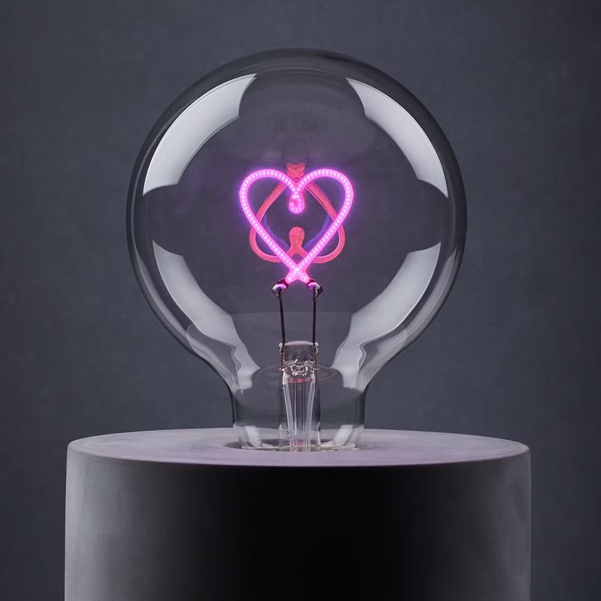 BRIGHT LIGHT LED-Glühlampe Herz