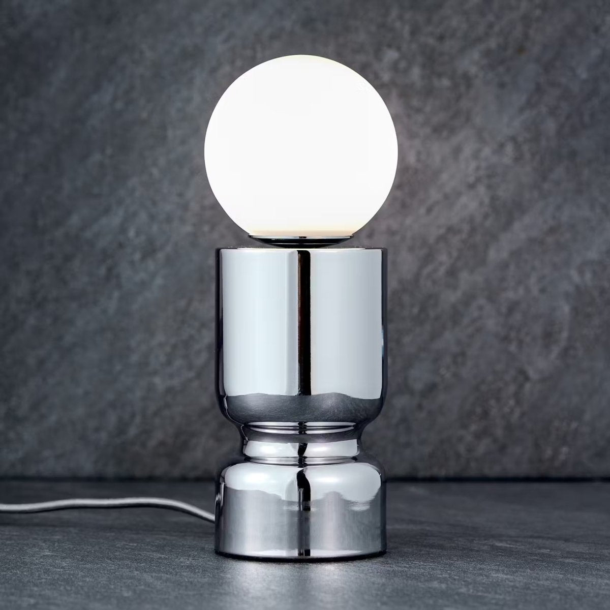 CHROME Tischleuchte