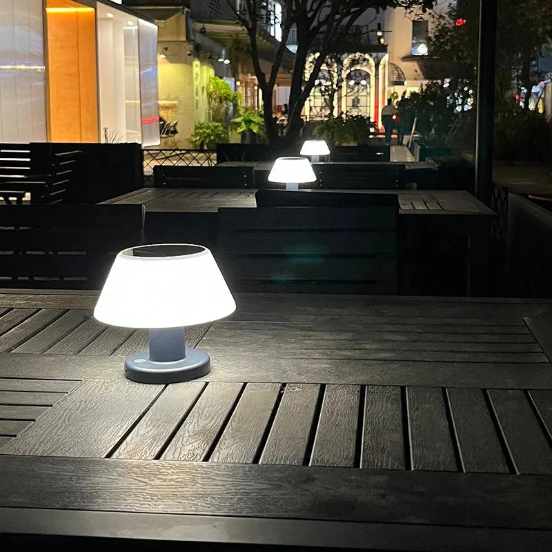 Kabellose LED-Tischleuchte mit Akku