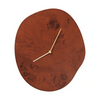 Ferm Living Melt Wanduhr 28 x 33 cm – Skulpturale Designer-Wanduhr
