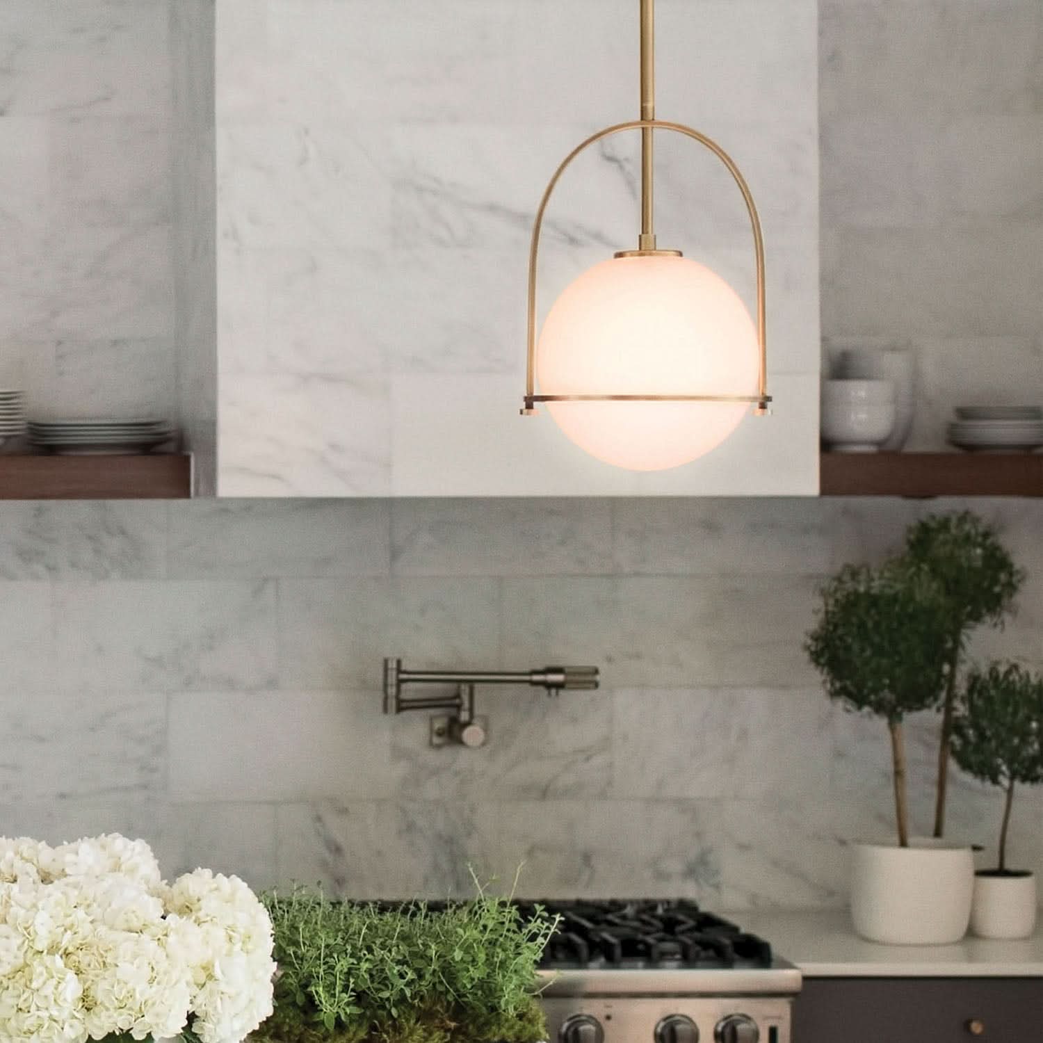 BRILLERA – Verstellbare Pendelleuchte mit elegantem Opalglas-Finish 3