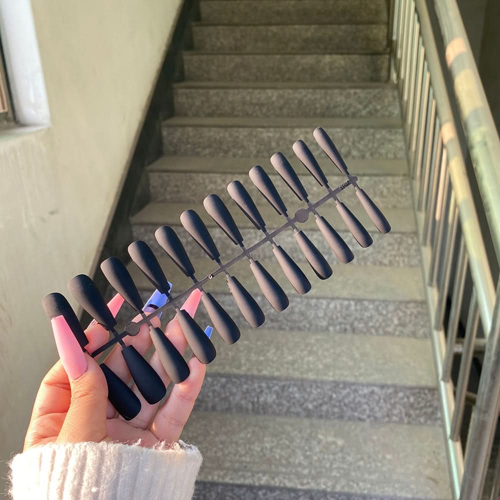 CHICNAILS – Matt Klebe-Auf Nägel Für Stilvolles Aussehen Ohne Aufwand