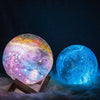 Galaxie Mondlampe – 3D-Mondlampe mit 16 Farben und Holzständer für Stimmungsvolle Beleuchtung