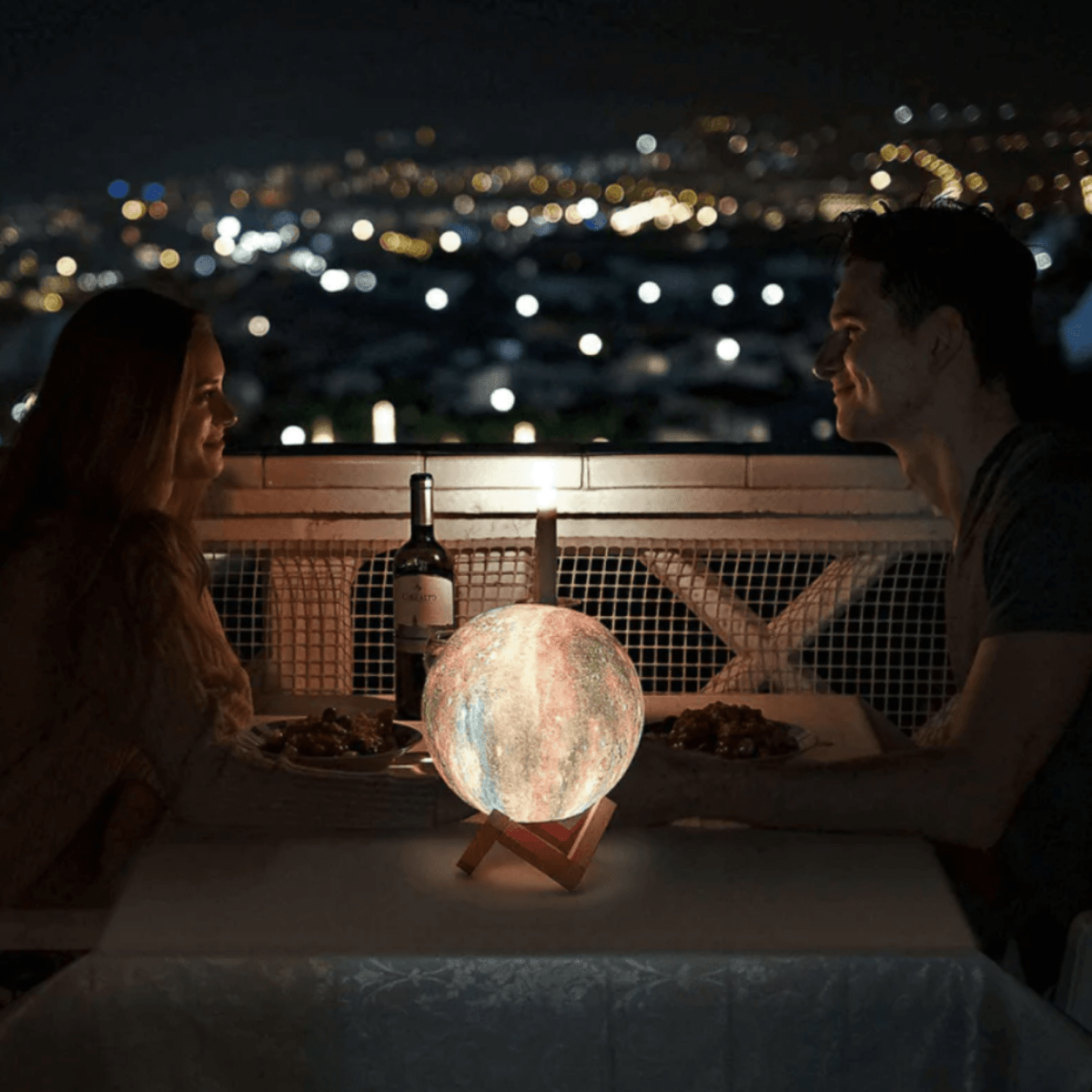 Galaxie Mondlampe – 3D-Mondlampe mit 16 Farben und Holzständer für Stimmungsvolle Beleuchtung