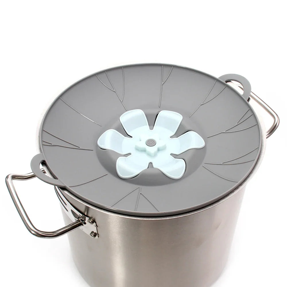 Praktischer Spritz und Überlauf Schutz