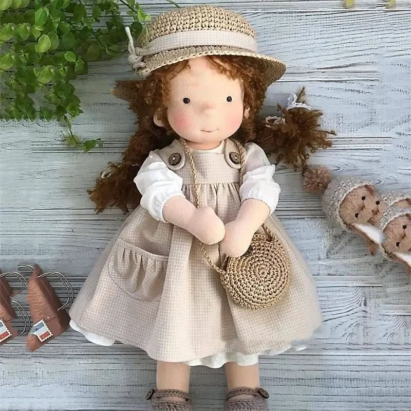 MIRABELLA – Handgefertigte Baumwoll-Waldorfpuppe Mit Zubehör