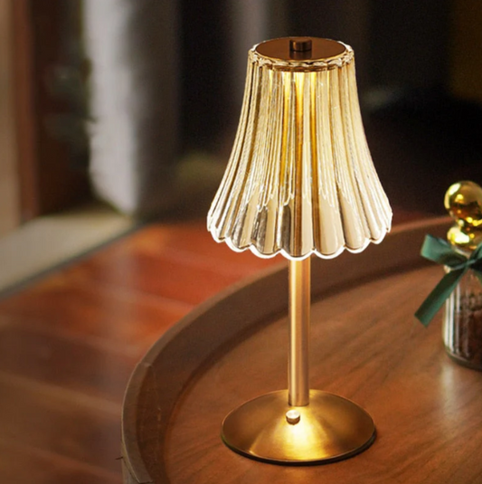 Wiederaufladbare USB-LED-Tischlampe im Retro-Design
