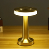 Zeitlose Kabellose LED-Tischleuchte