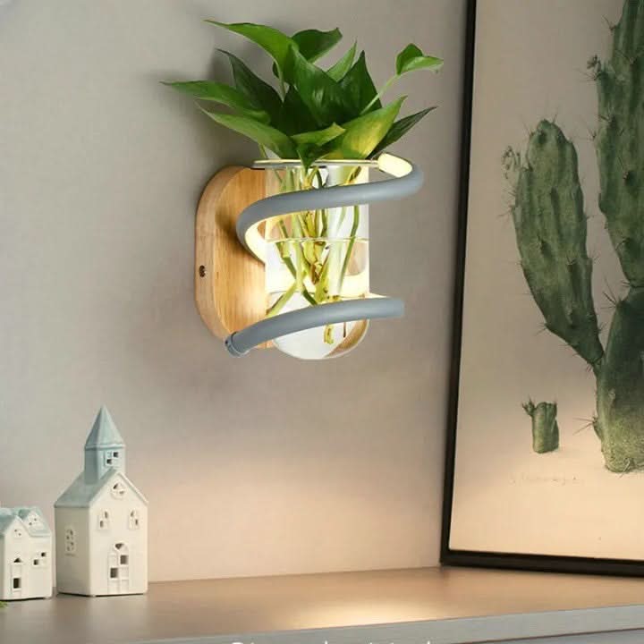 VASELUX – Wandleuchte aus Holz mit integrierter LED & dekorativer Vase 1