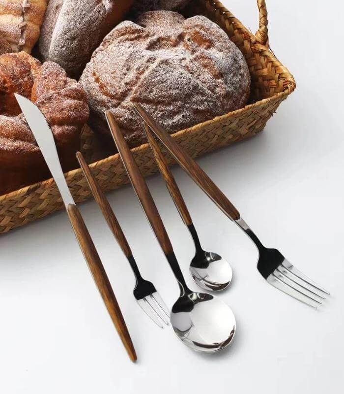 WOODSTEEL – Elegantes 30-teiliges Besteckset mit Holzakzenten 2
