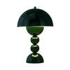 Moderne Tischlampe im Skandinavischen Design mit Goldakzenten